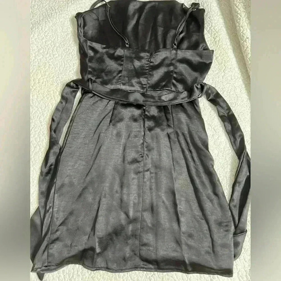 Mable Satin Cocktail Dress size Small - Picture 6 of 6